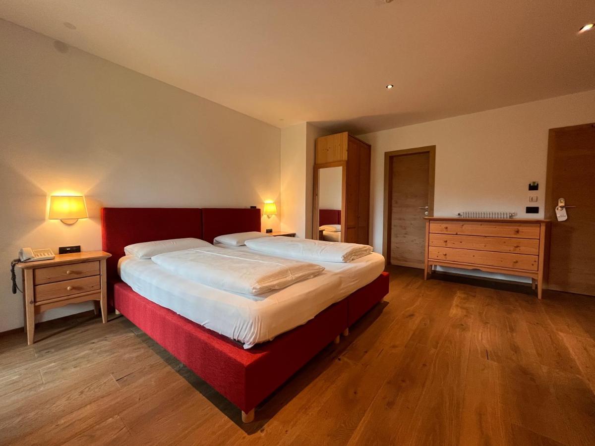 Hotel Krondlhof بَرونيكو المظهر الخارجي الصورة