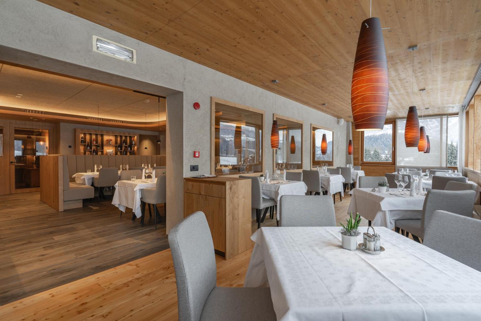 Hotel Krondlhof بَرونيكو المظهر الخارجي الصورة