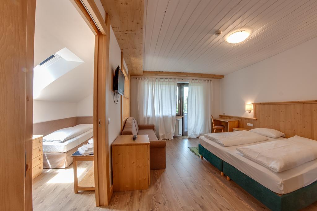 Hotel Krondlhof بَرونيكو الغرفة الصورة