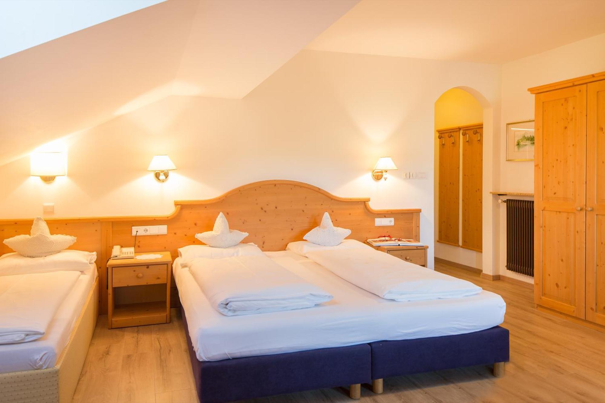 Hotel Krondlhof بَرونيكو الغرفة الصورة