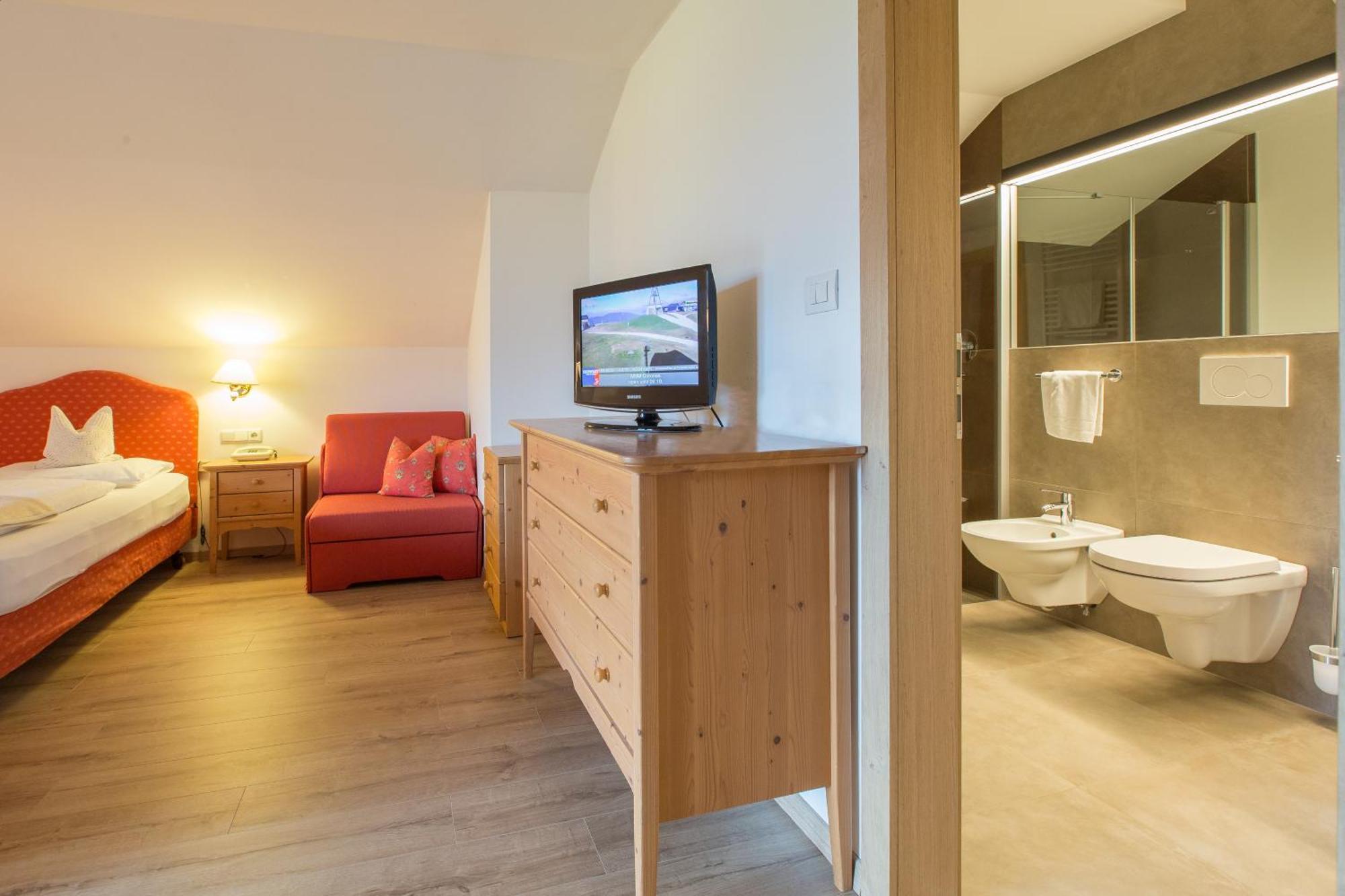 Hotel Krondlhof بَرونيكو الغرفة الصورة