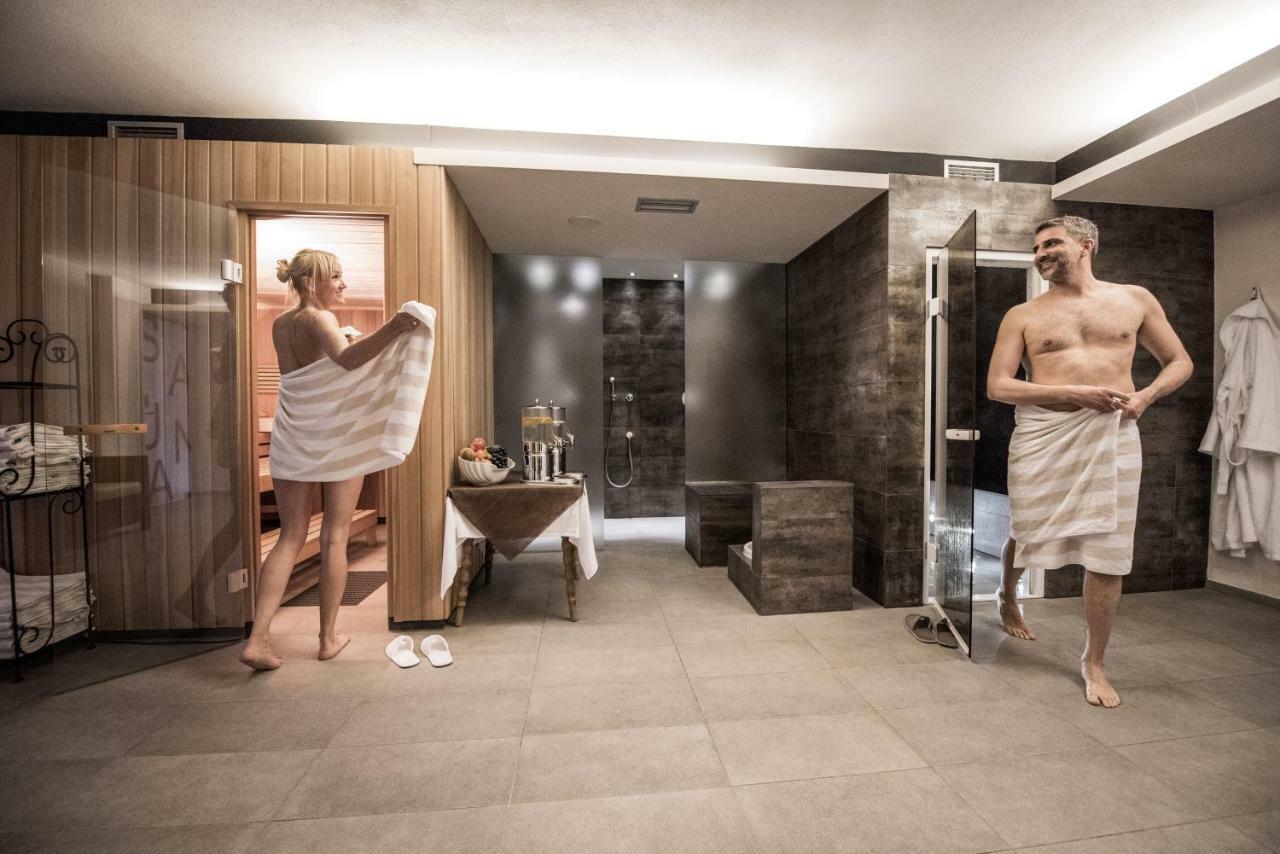 Hotel Krondlhof بَرونيكو المظهر الخارجي الصورة
