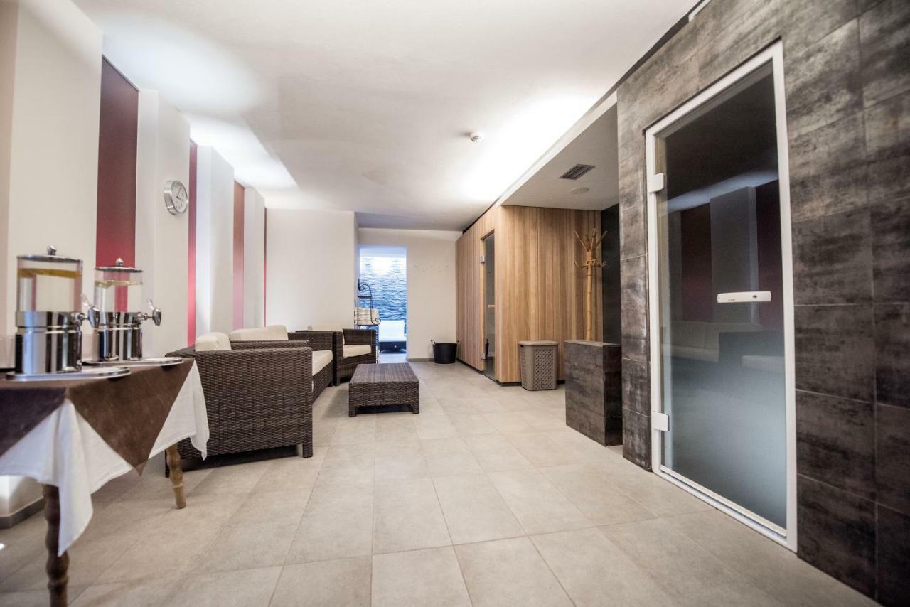 Hotel Krondlhof بَرونيكو المظهر الخارجي الصورة